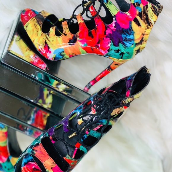 Steve Madden, Cythiaa, Multicolored Floral Heels - Picture 3 of 3